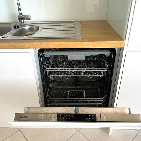 Apartment 3 Pieces Avec Piscine Commune Et Wifi A - Fr-1-338-490 *